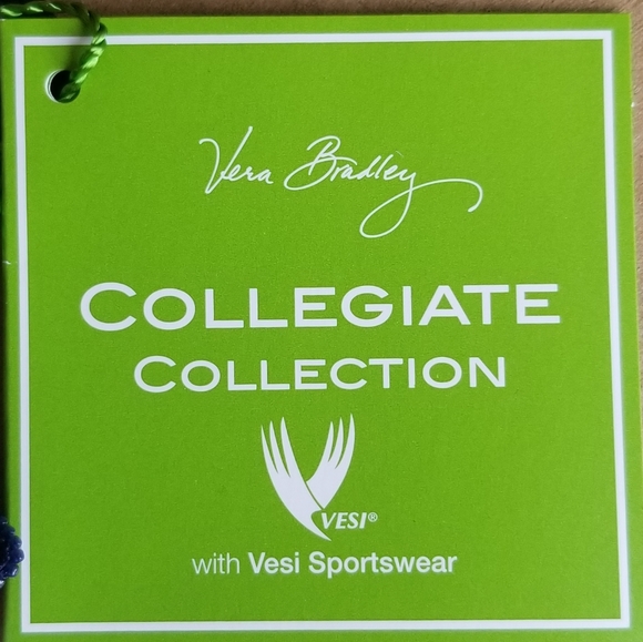 Vera bradley University of Georgia zip ID lanyard - Picture 3 of 4